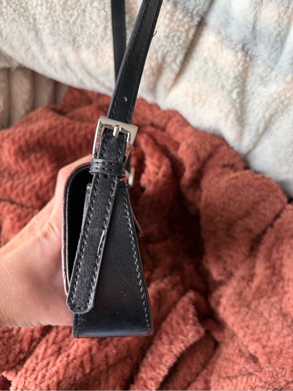 Texas Leather Shoulder Bag - Picture 2 of 6